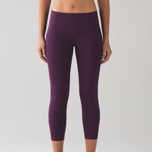 LuLulemon Pace Rival Crop *22 Darkest Magenta